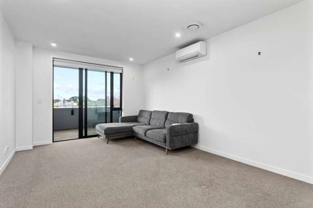 108/1 Kimiora Street Three Kings_1