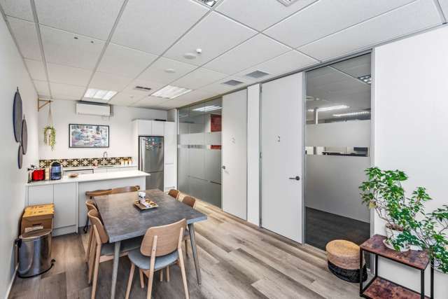 E3/14-18 Triton Drive Rosedale_2