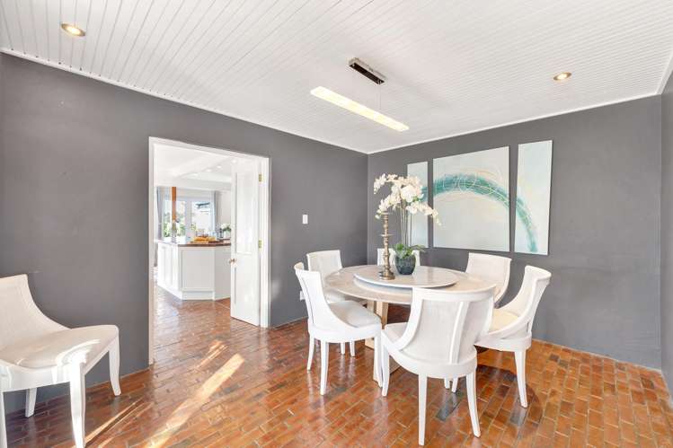281 Point View Drive East Tamaki Heights_9