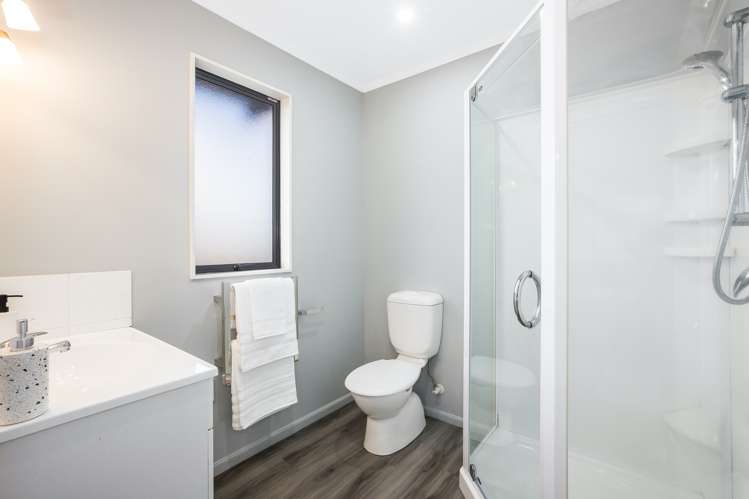 14 Betty Watt Grove Riverstone Terraces_13