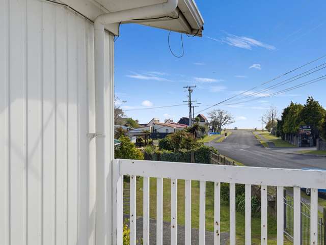 68b Robinson Avenue Holdens Bay_4