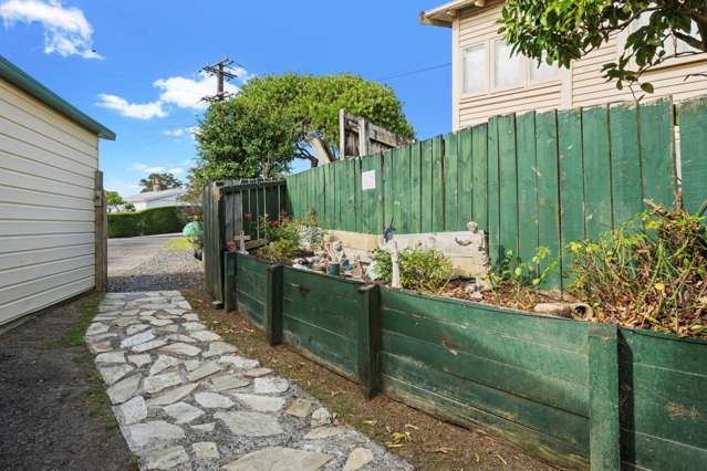 24a Tahi Terrace Glen Eden_2