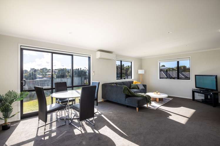 43 Magnolia Drive Westown_10