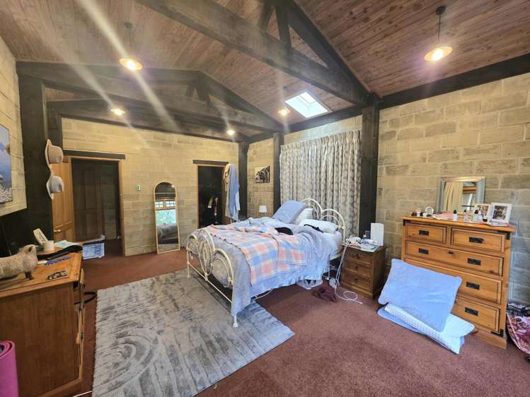 8 Matfen Street South Hill_13