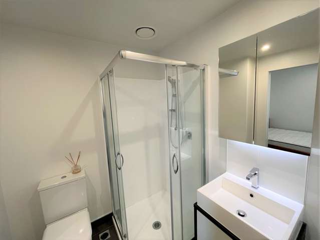 903/17 Wakefield Street City Centre_3