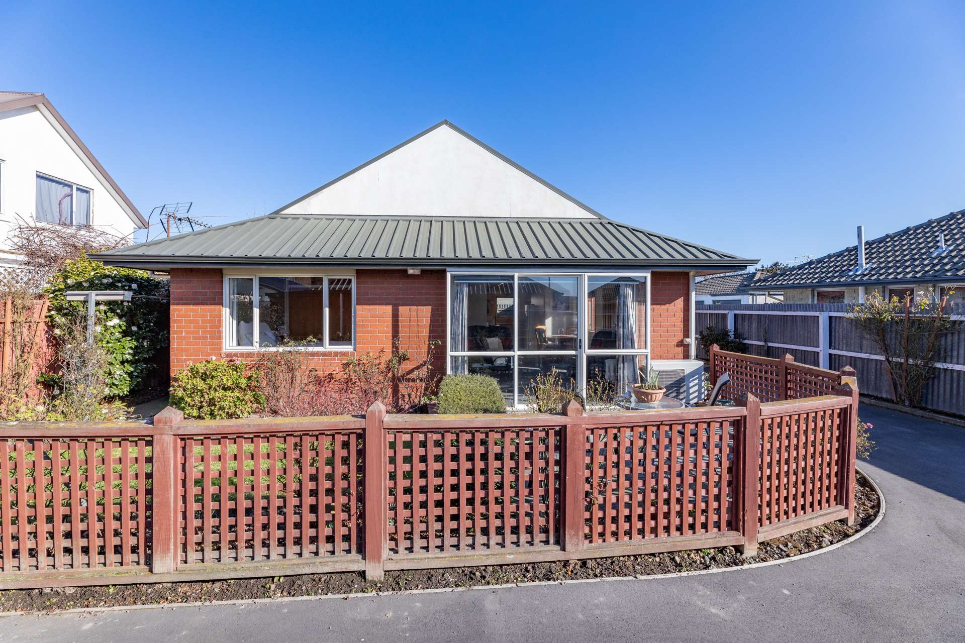 3/676 Ferry Road Woolston_0