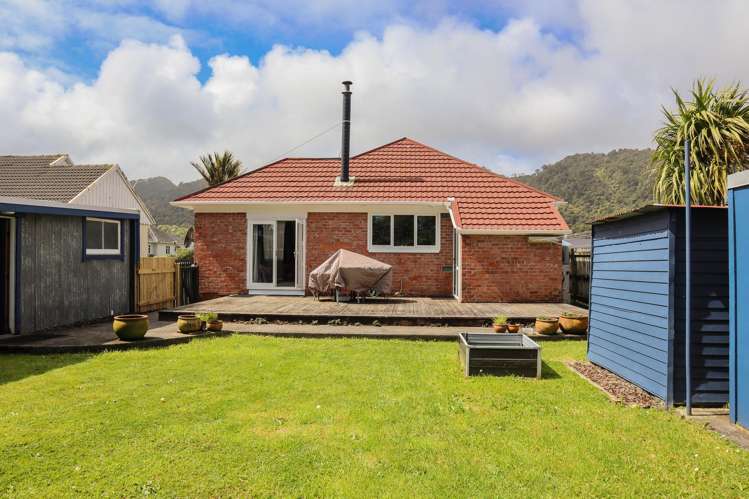 38 Firth Street Cobden_22