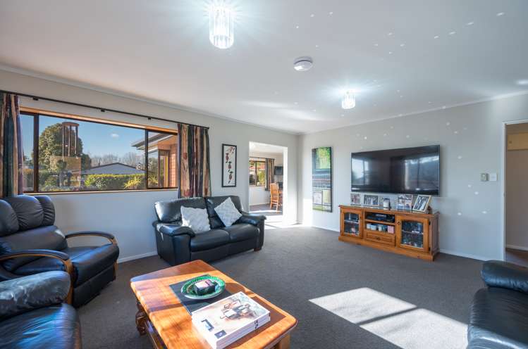 14 Selbourne Avenue Richmond_13