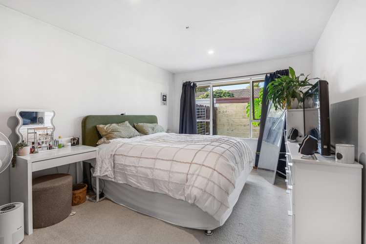 2/18 Peer Street Upper Riccarton_9
