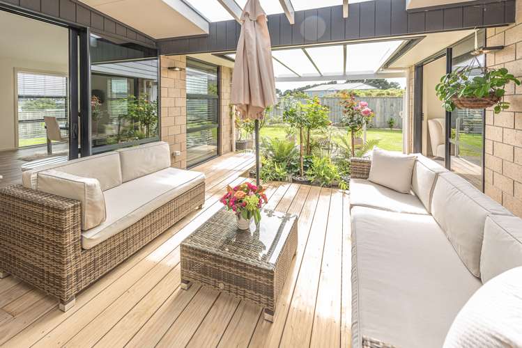 45 Golf Vue Place Castlecliff_21