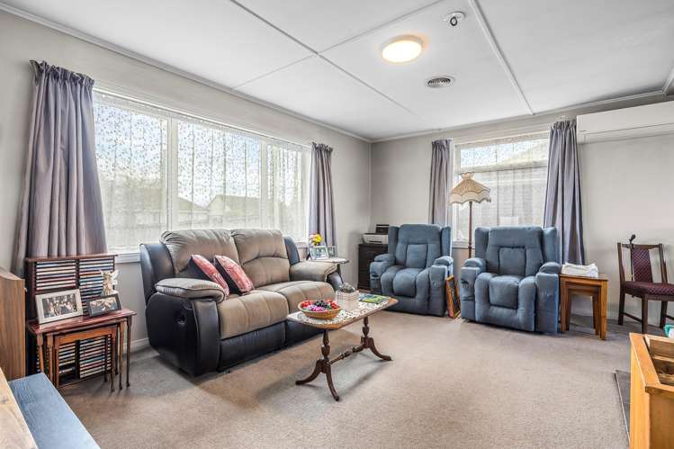 25 Avro Crescent Hornby_4