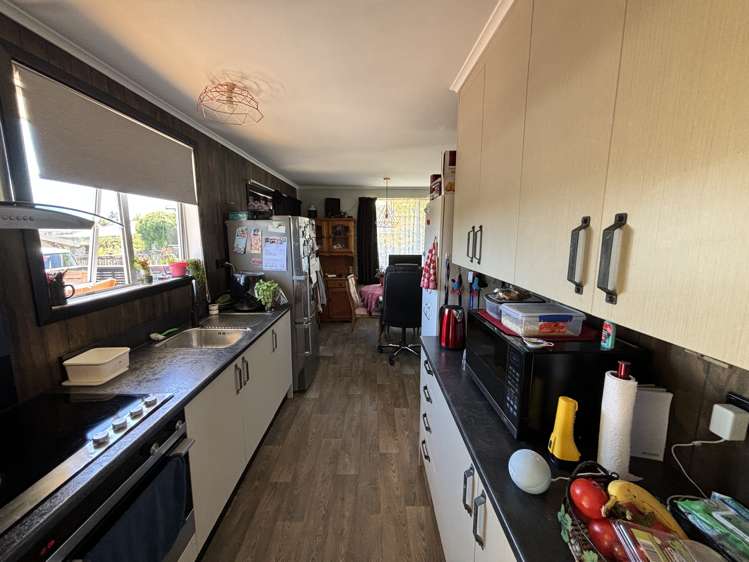 17 Lancaster Crescent Tokoroa_5