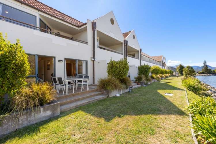 10/45 Beach Road Waikawa_25