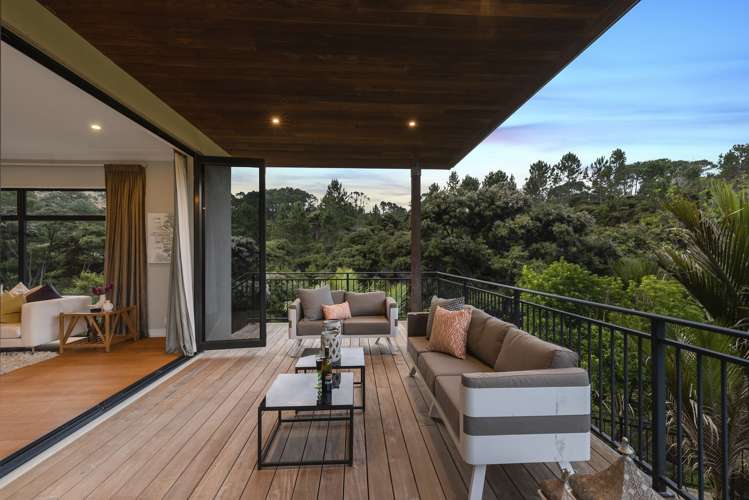 60 James Paige Lane Riverhead_5