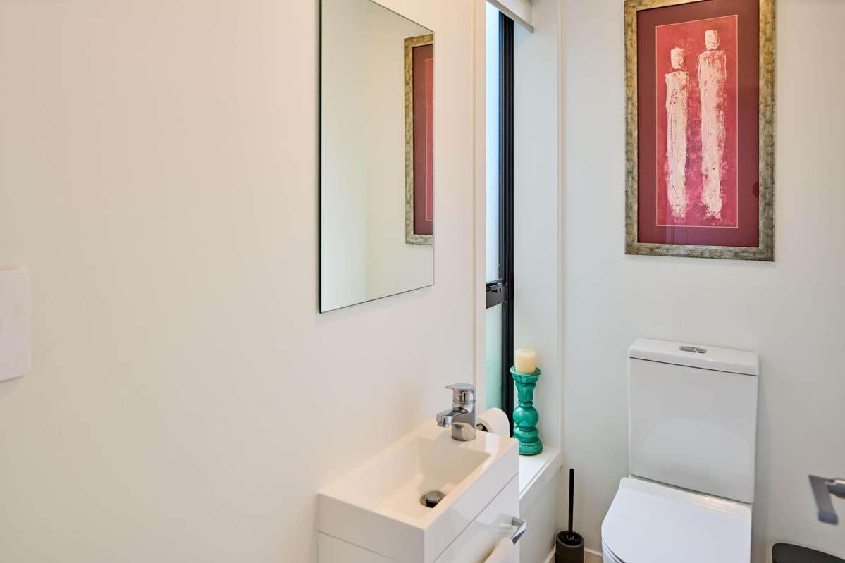 10/564 High Street_4