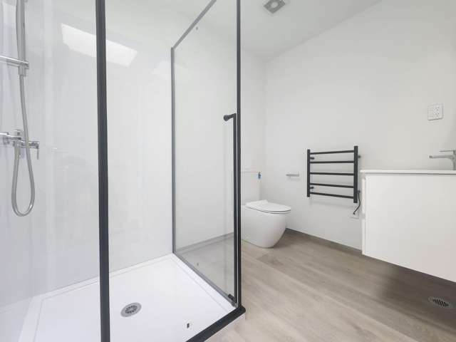 F/2 Bolina Cres Pakuranga_3