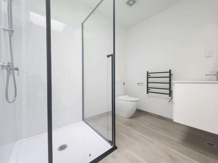 F/2 Bolina Cres Pakuranga_3