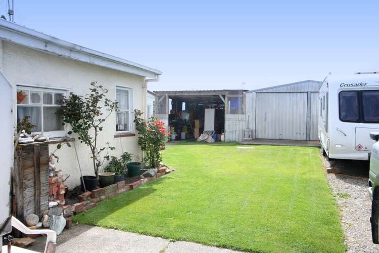 46a Lowe Street Avenal_6