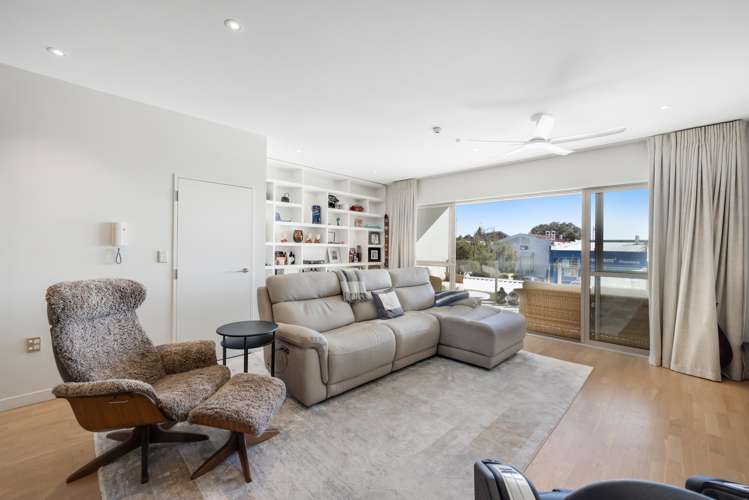 215/24 Wellington Street Howick_8