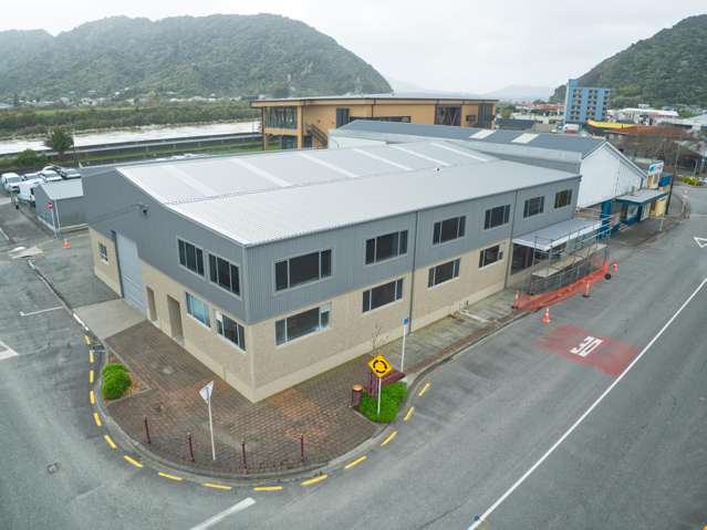 10-12 Gresson Street Greymouth_1