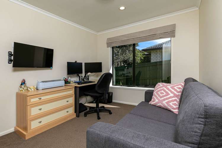 5 William Gamble Drive Greenhithe_11