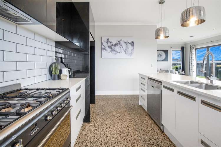 37 Sylvester Crescent Flagstaff_12