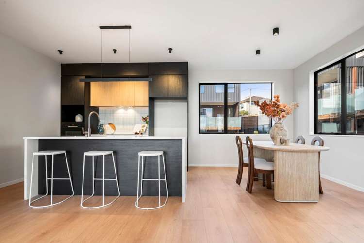 34 - 36 William Souter Street Forrest Hill_18