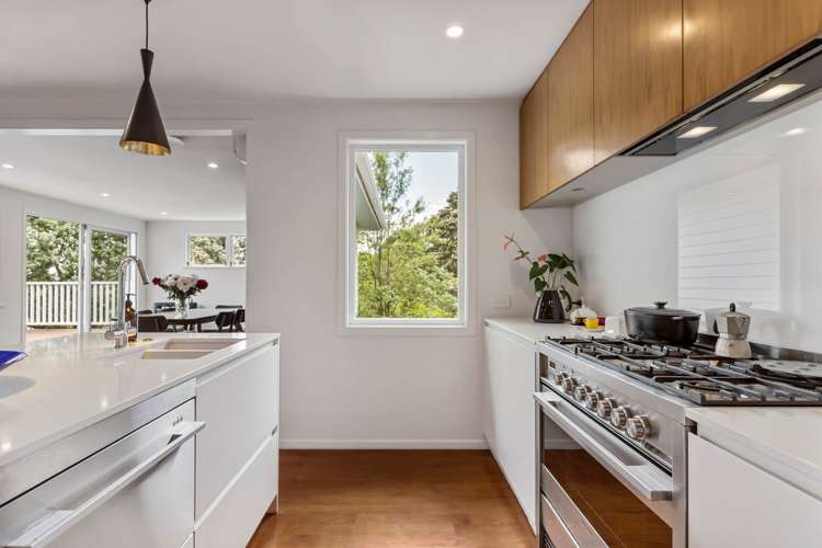 4 Longfellow Parade Glen Eden_4