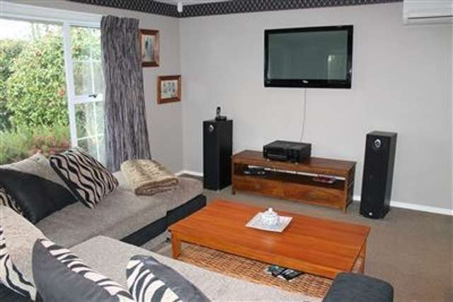 3 Fairmile Place Russley_3