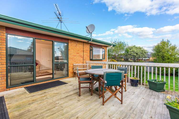 32 Etherton Drive Manurewa_8