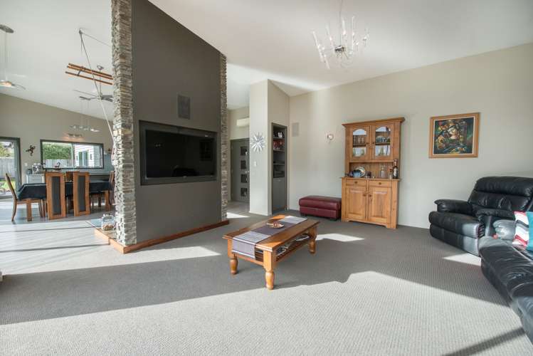 16 Irwin Logan Drive Mosgiel_7