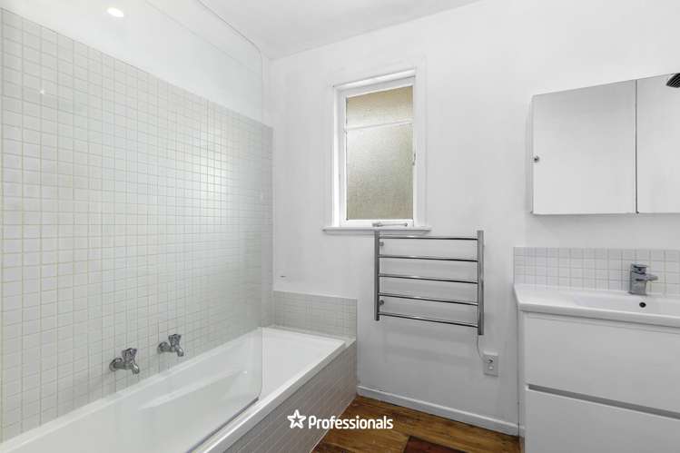 18 Titoki Road Raumati Beach_11