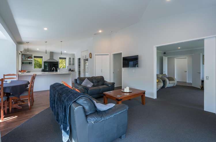 17 Tussock Place Stoke_7