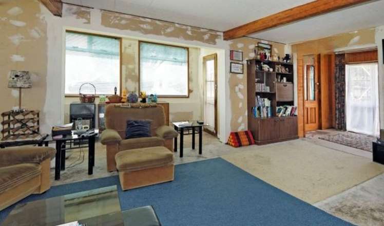 46 Queen Mary Avenue New Lynn_5