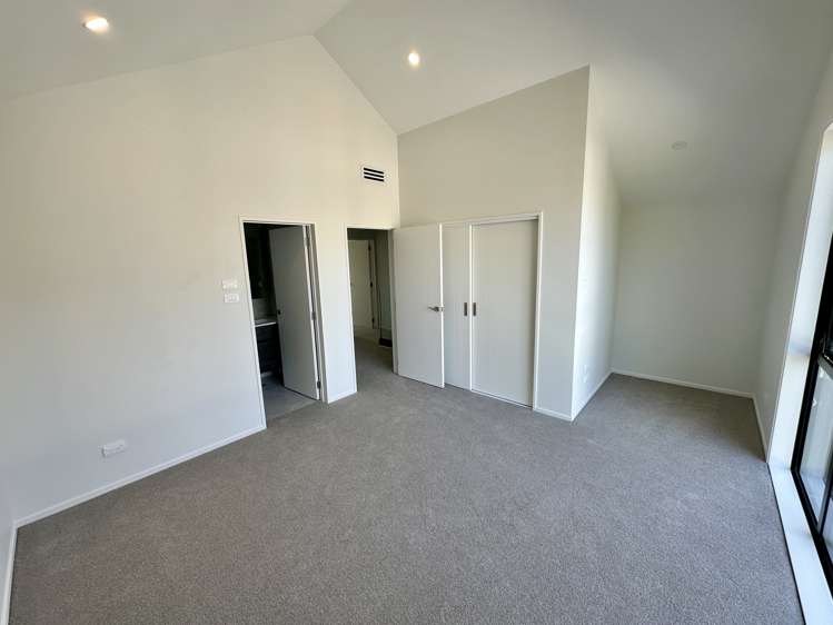 24 Burch Street Mount Albert_4