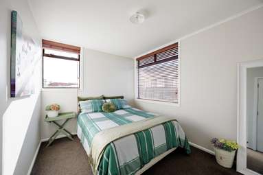 17 Harold Holt Avenue_4