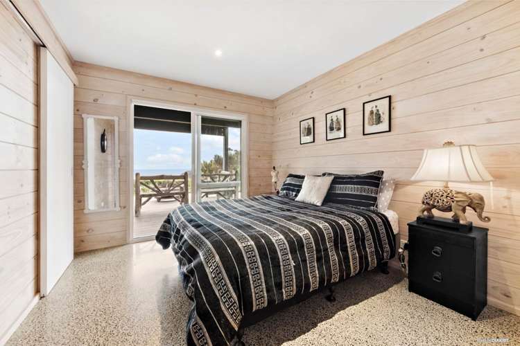 93 Oaia Road Muriwai_16