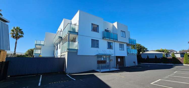 1E/86A Rockfield Road Penrose_1