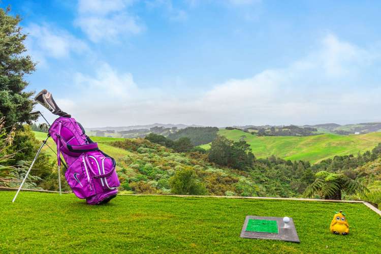 573 Redoubt Road Flat Bush_19