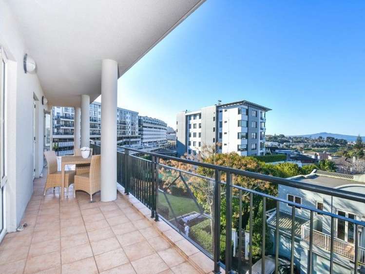 3b/18 Joseph Banks Terrace Remuera_23