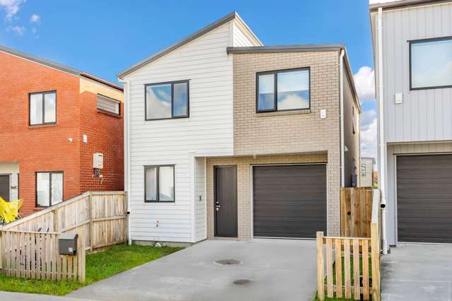 Stunning, Stand-alone & Spacious