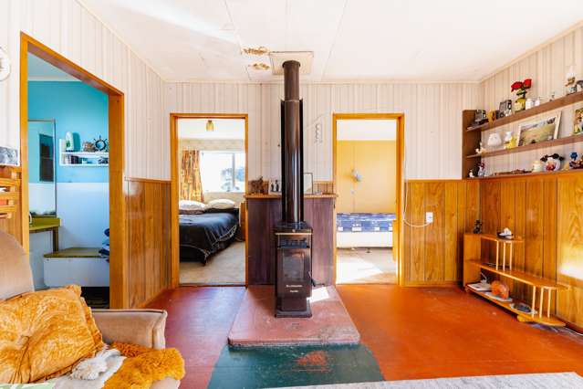 19 Connor Place Taieri Mouth_4