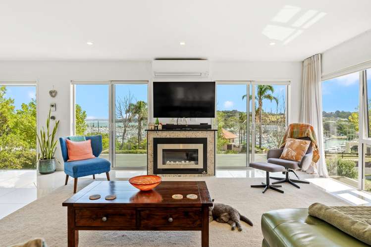 51 Voyager Drive_2