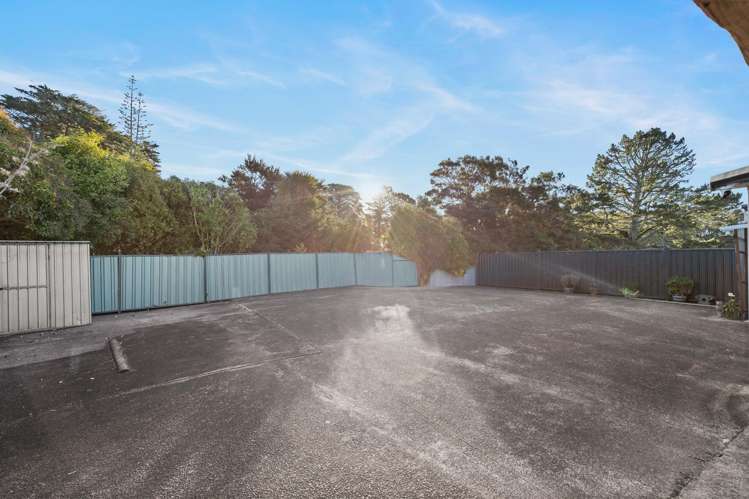 23 Waitakere Road Waitakere_34