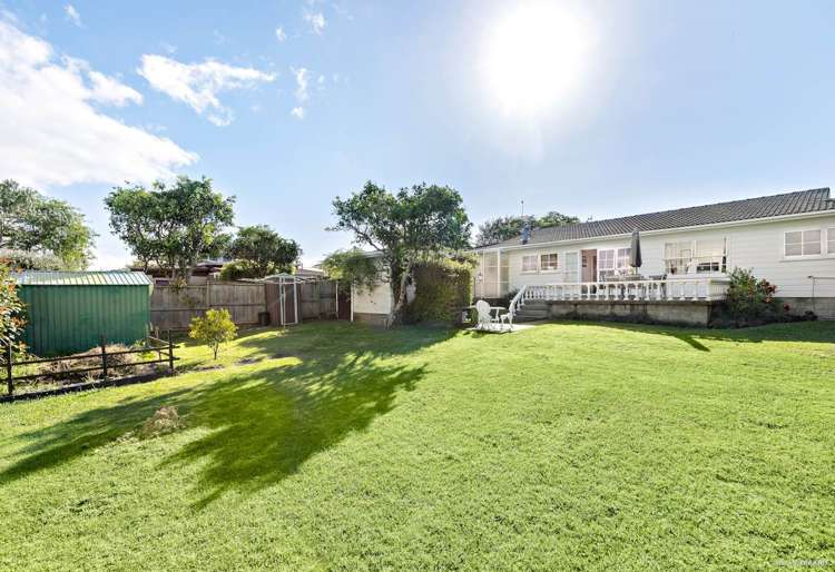 73 Hutchinsons Road Bucklands Beach_13