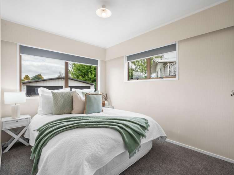 31 Amanda Avenue Dinsdale_9