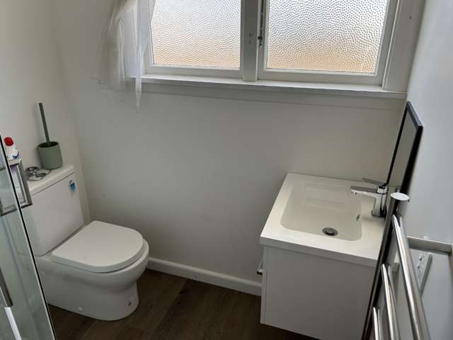 7 Suva Street 1562_3
