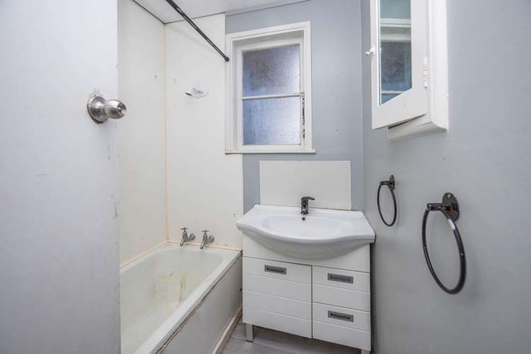 53 Paul Crescent Fairfield_12