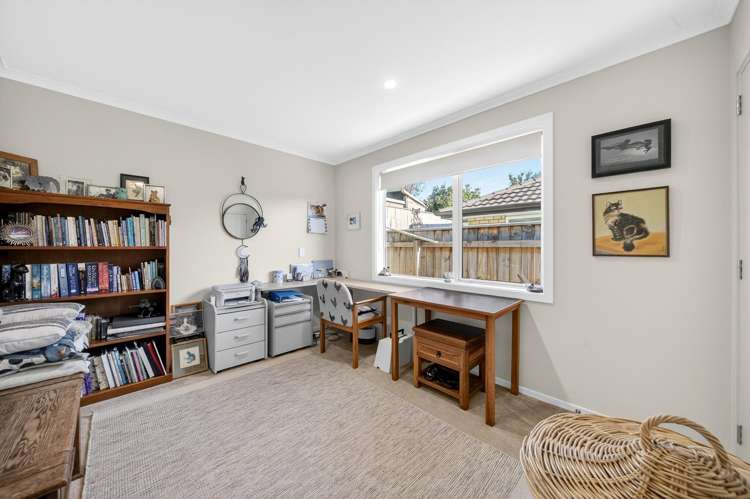 5 Tarata Grove Lansdowne_14