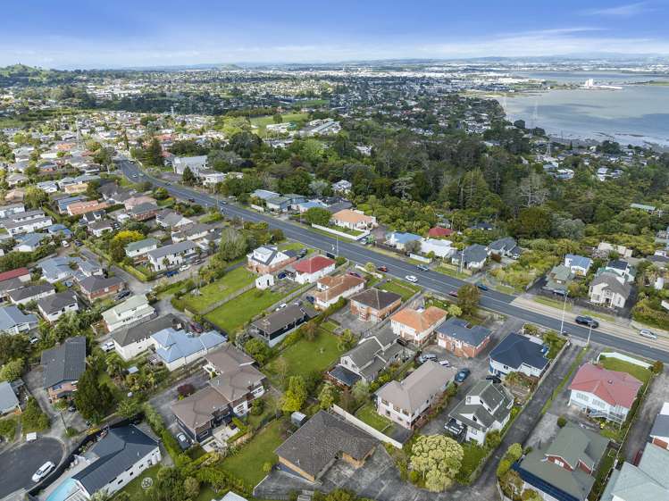 2/5 Goad Crescent Hillsborough_35